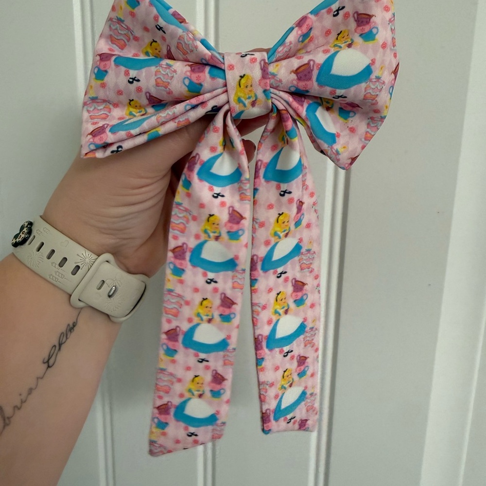 Stoney Clover Lane Alice in Wonderland Disney Bow